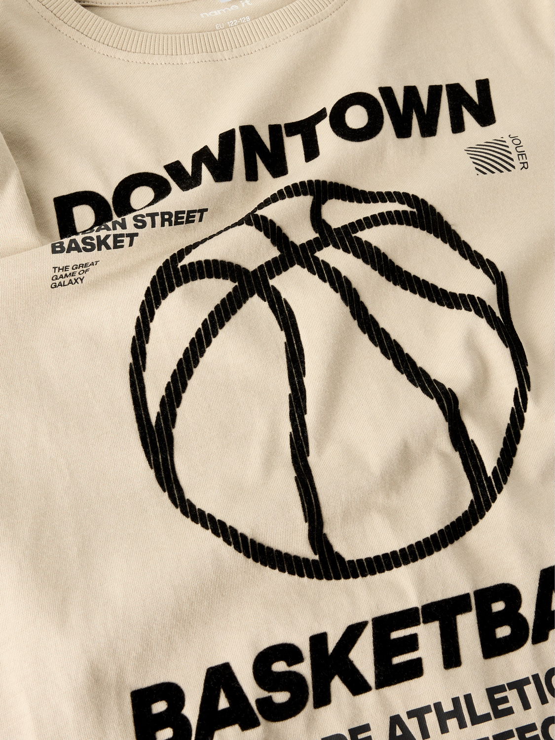 model_shot-front_full